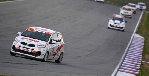 Kia Lotos Race: Kwalifikacje w Brnie dla Lubasa! Debiutant pokona mistrza