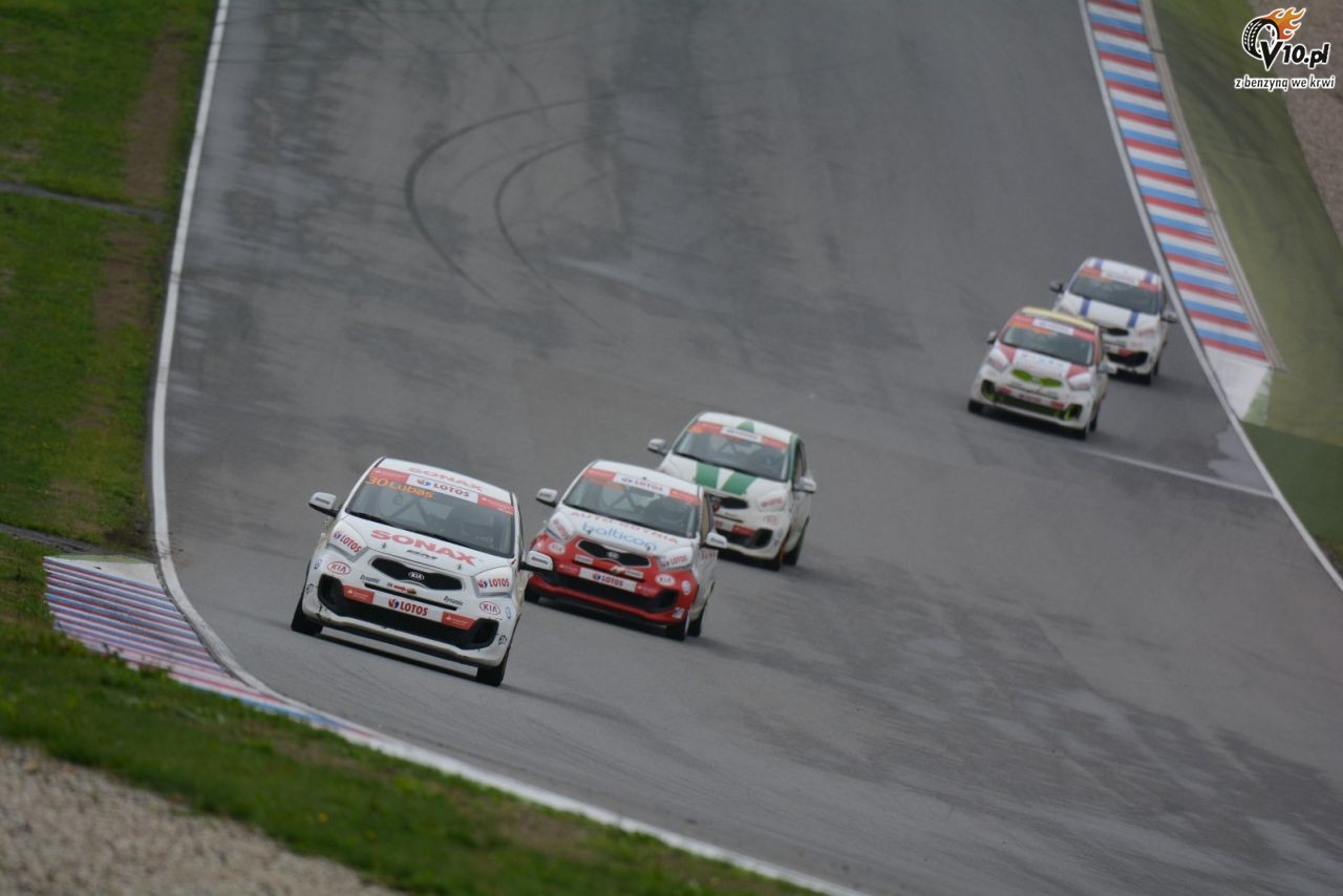 Kia Lotos Race - Automotodrom Brno 2013