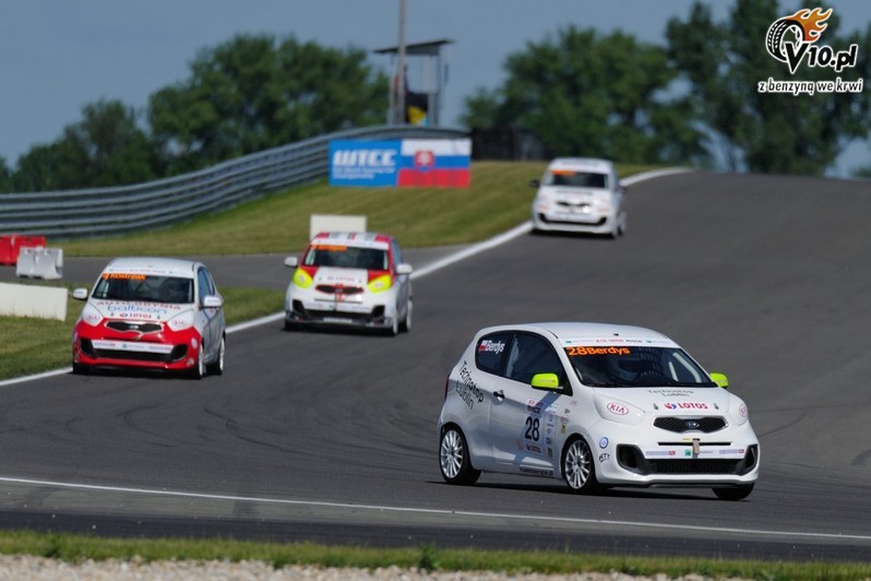 Kia Lotos Race - Slovakia Ring 2014