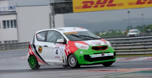 Kia Lotos Race: Mokre kwalifikacje na Hungaroringu na inauguracj nowego sezonu dla Malczaka