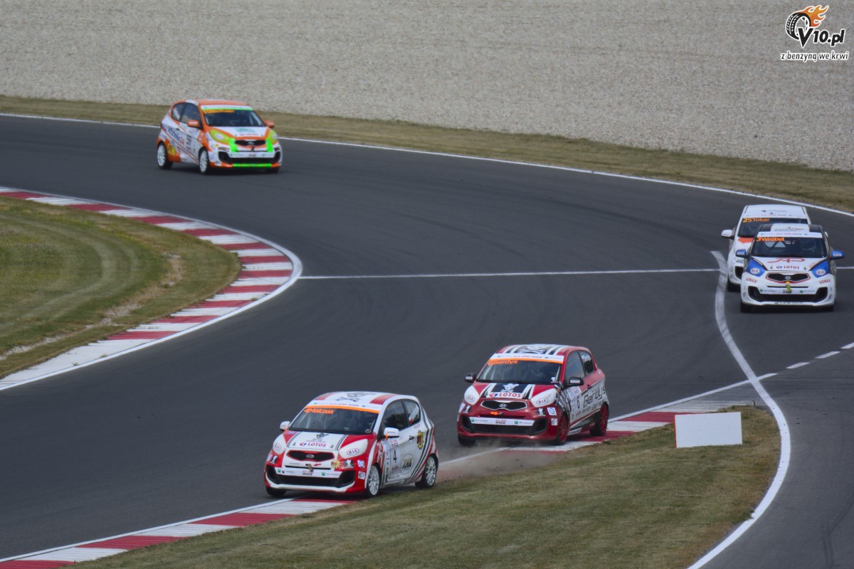 Kia Lotos Race - Slovakia Ring 2015