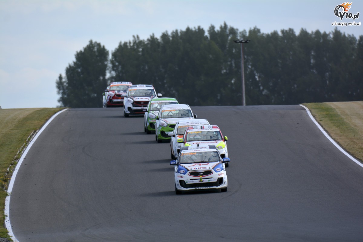 Kia Lotos Race - Slovakia Ring 2015