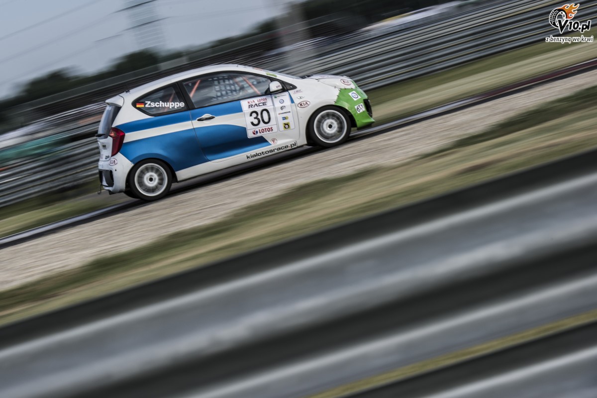 Kia Lotos Race - Slovakia Ring 2015