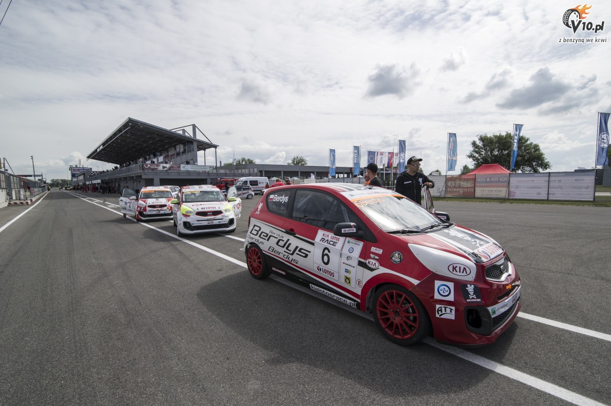 Kia Lotos Race - Slovakia Ring 2015