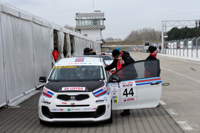 Kia Lotos Race: Rozgrzewka na Torze Pozna przed sezonem 2015