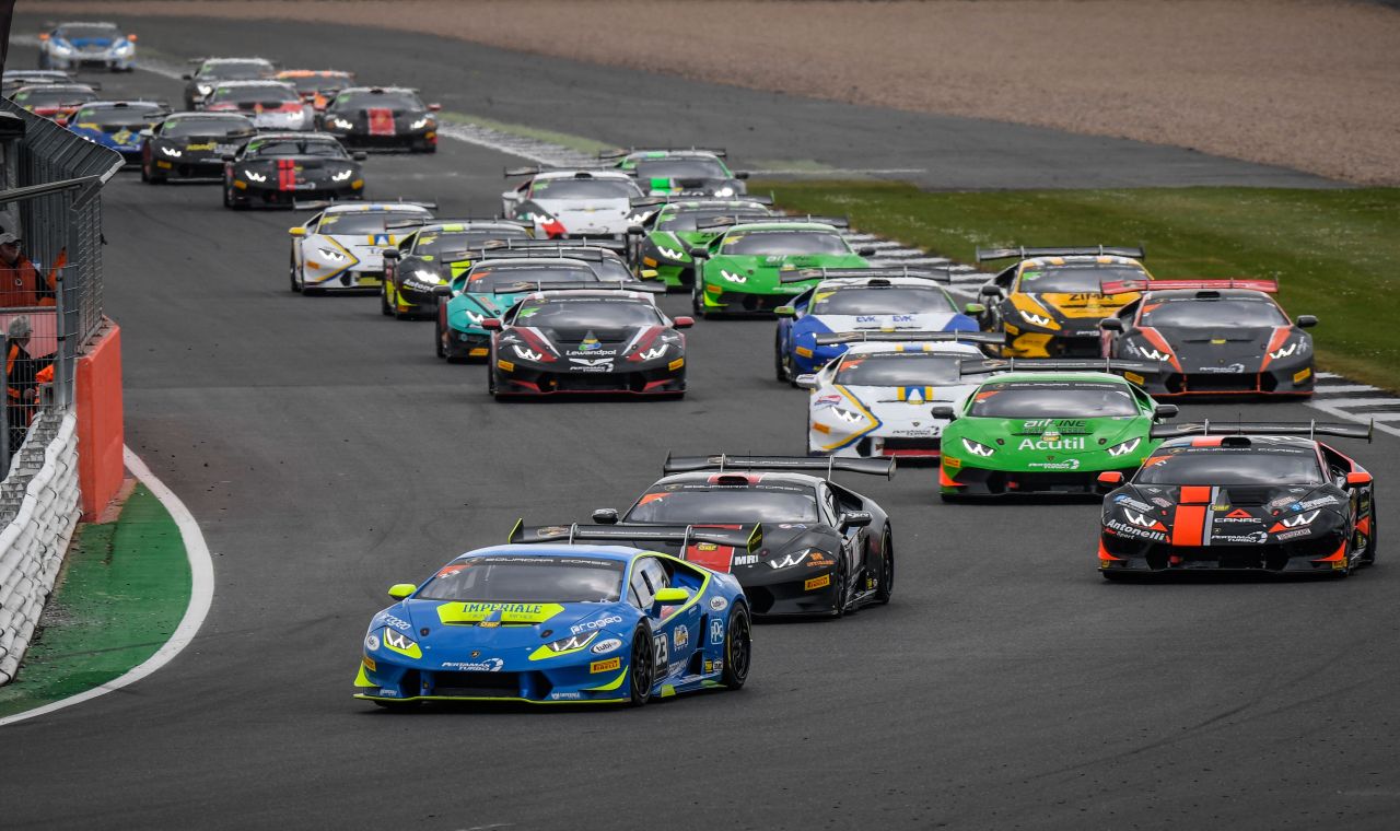 Basz przechodzi do Lamborghini Super Trofeo Europe