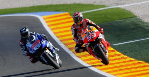 MotoGP: Marquez lepszy od Lorenzo w kwalifikacjach do decydujcego GP Walencji