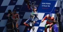 Podsumowanie weekendu w motorsporcie: Rossi ko�czy domowy wy�cig MotoGP awari� silnika zamiast wygran�