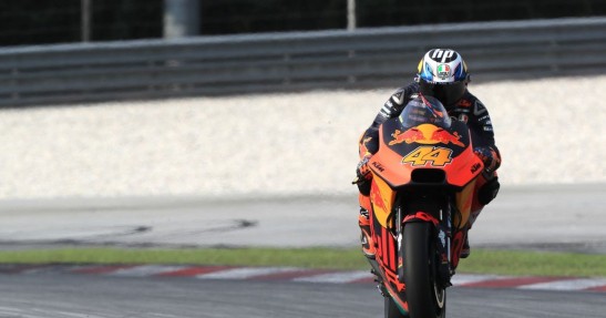 MotoGP: Pol Espargaro przetrwał uderzenie w barierę przy prędkości około 250 km/h