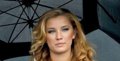 MotoGP 2012: Grid Girls z padoku toru Brno - foto i wideo