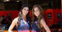 MotoGP 2012: Grid Girls z padoku toru Indianapolis - foto i wideo