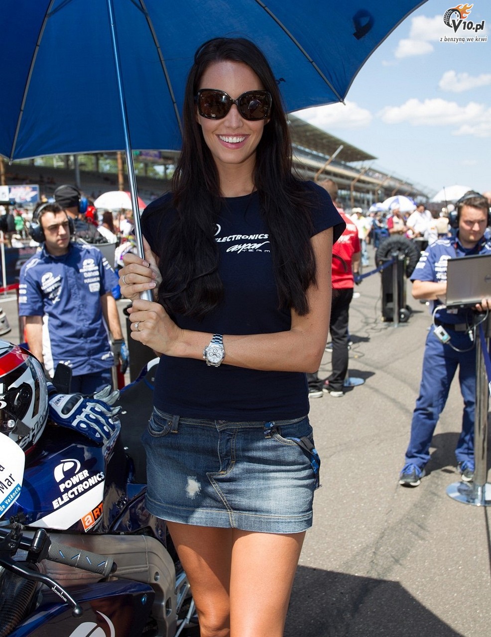 MotoGP 2012: Grid Girls z padoku toru Indianapolis - foto i wideo