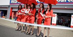 MotoGP 2012: Grid Girls z padoku japoskiego toru Motegi - foto i wideo