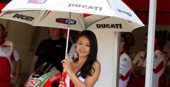 MotoGP 2012: Grid Girls z padoku japoskiego toru Motegi - foto i wideo