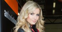 MotoGP 2012: Grid Girls z padoku toru Silverstone - foto i wideo