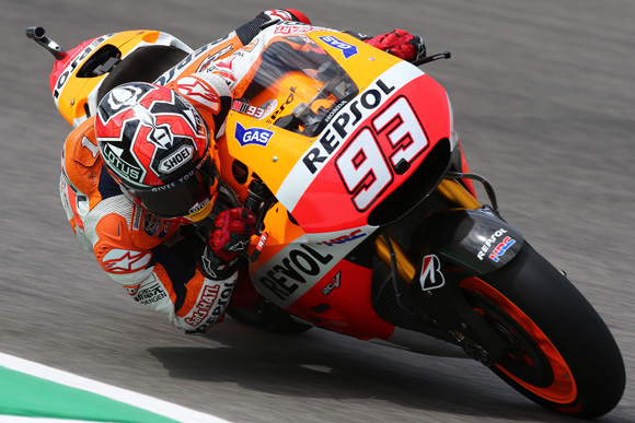MotoGP: Marquez zwycięzcą burzliwego wyścigu na Assen