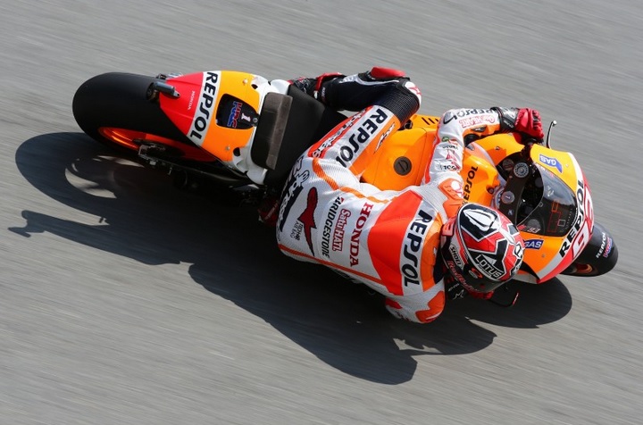 MotoGP: Marquez wygrywa kuriozalne GP Niemiec po starcie z alei serwisowej