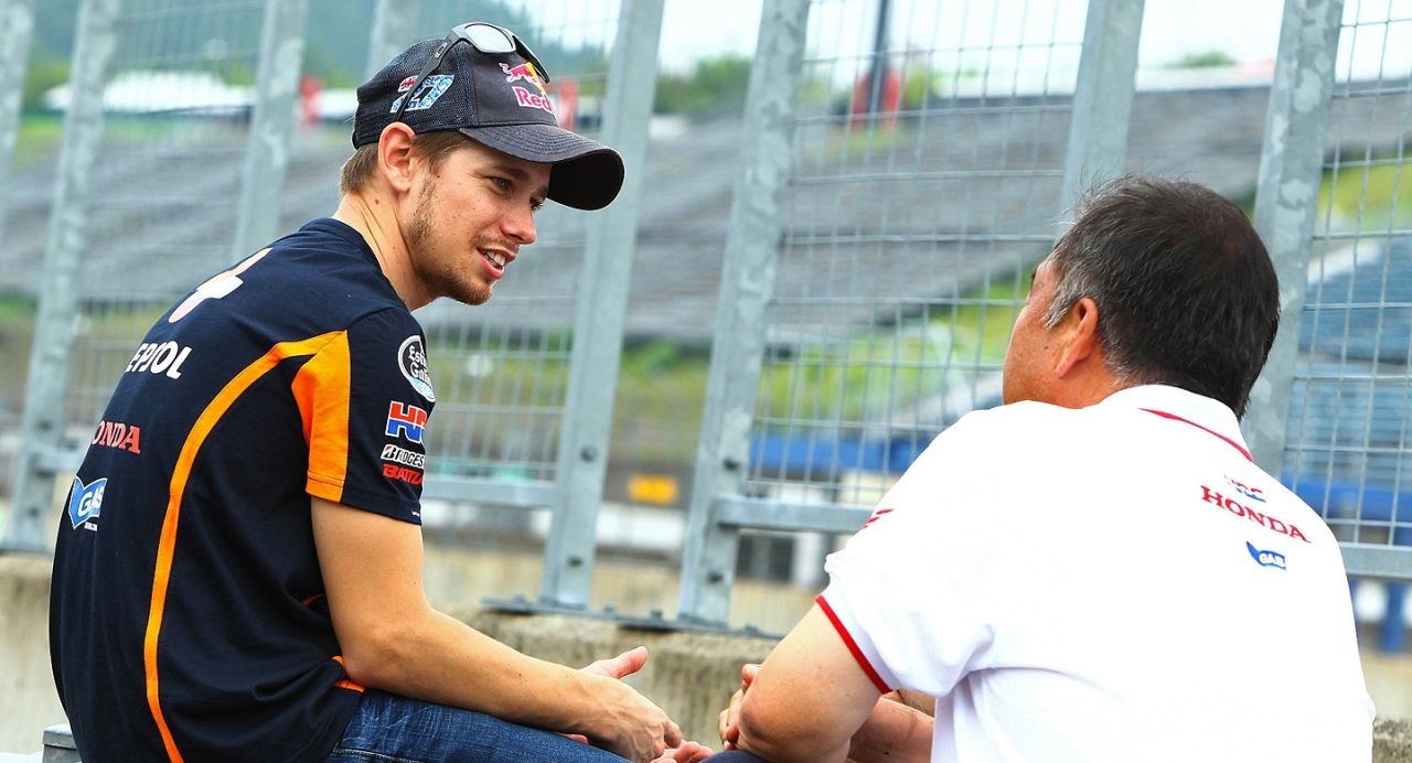 Casey Stoner kończy rywalizację w V8 Supercars. Będzie odpoczywał od wyścigów