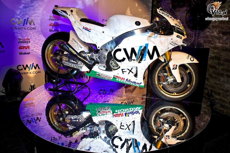 MotoGP: LCR Honda prezentuje motocykle dla Crutchlowa i Millera