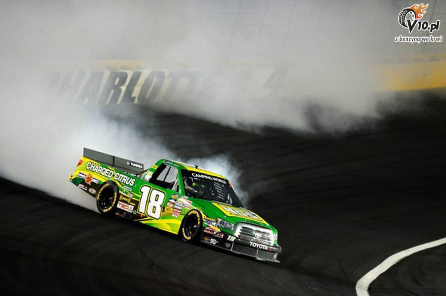 NASCAR: Raikkonen zaliczy poprawny debiut