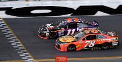 Najwaniejszy wycig NASCAR wygrany o 0,011 sekundy