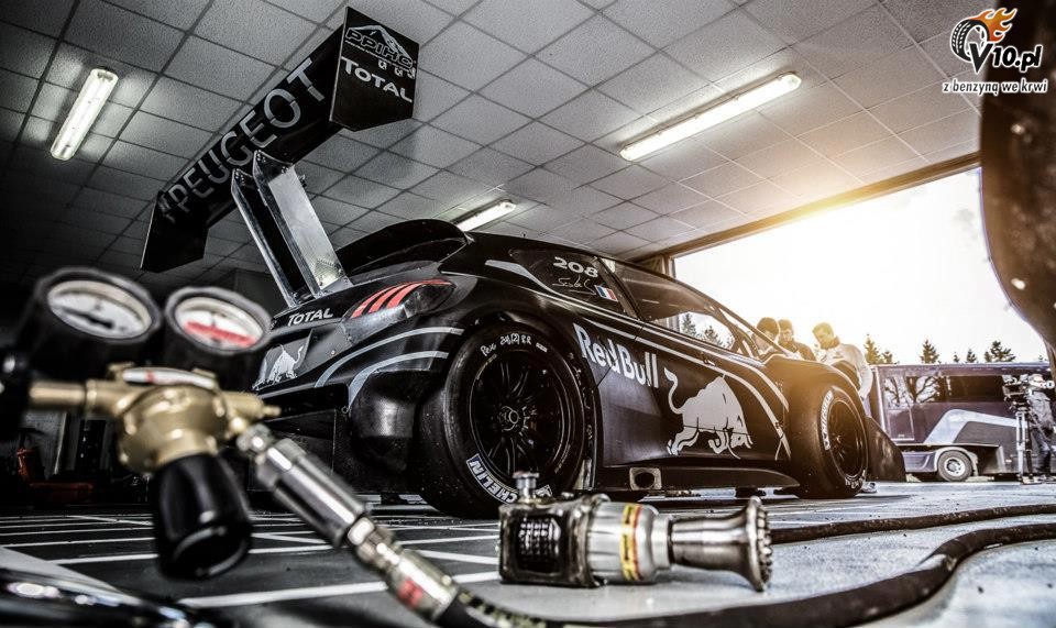 Peugeot 208 T16 Pikes Peak - pierwsza jazda
