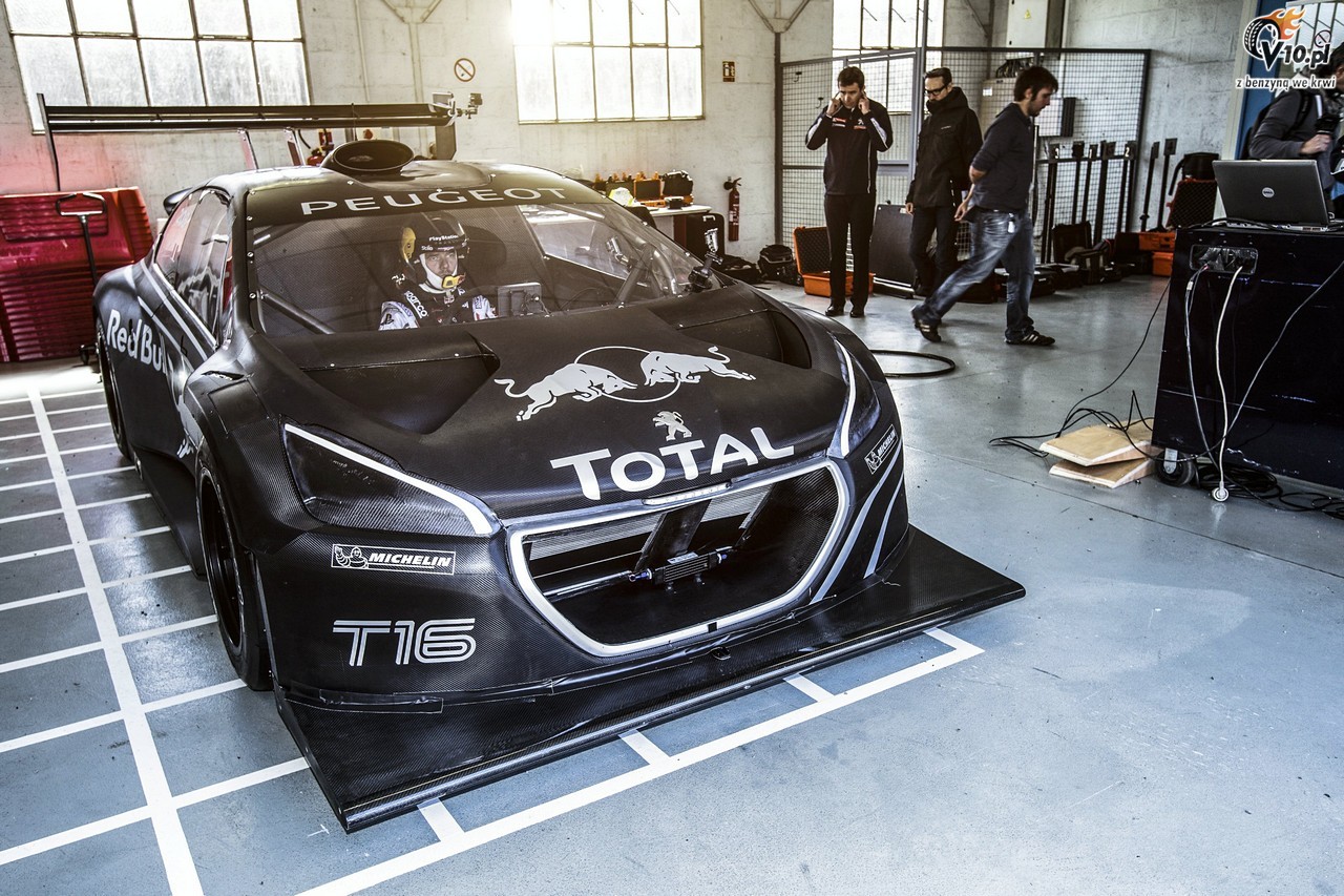 Sebastien Loeb pod wraeniem swojego Peugeota na Pikes Peak
