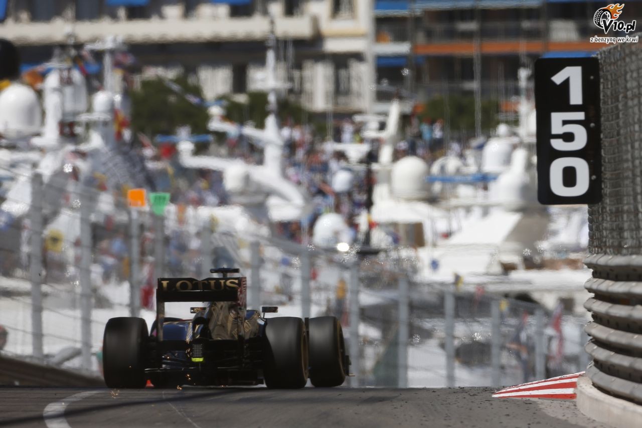 Ecclestone poleci Raikkonenowi usun z kasku Jamesa Hunta