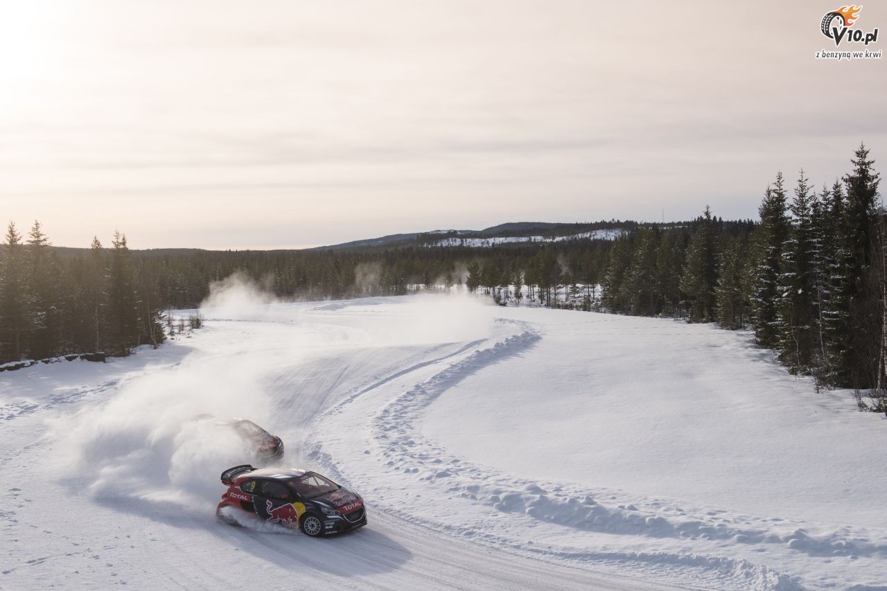 Loeb trenuje rallycross... na niegu