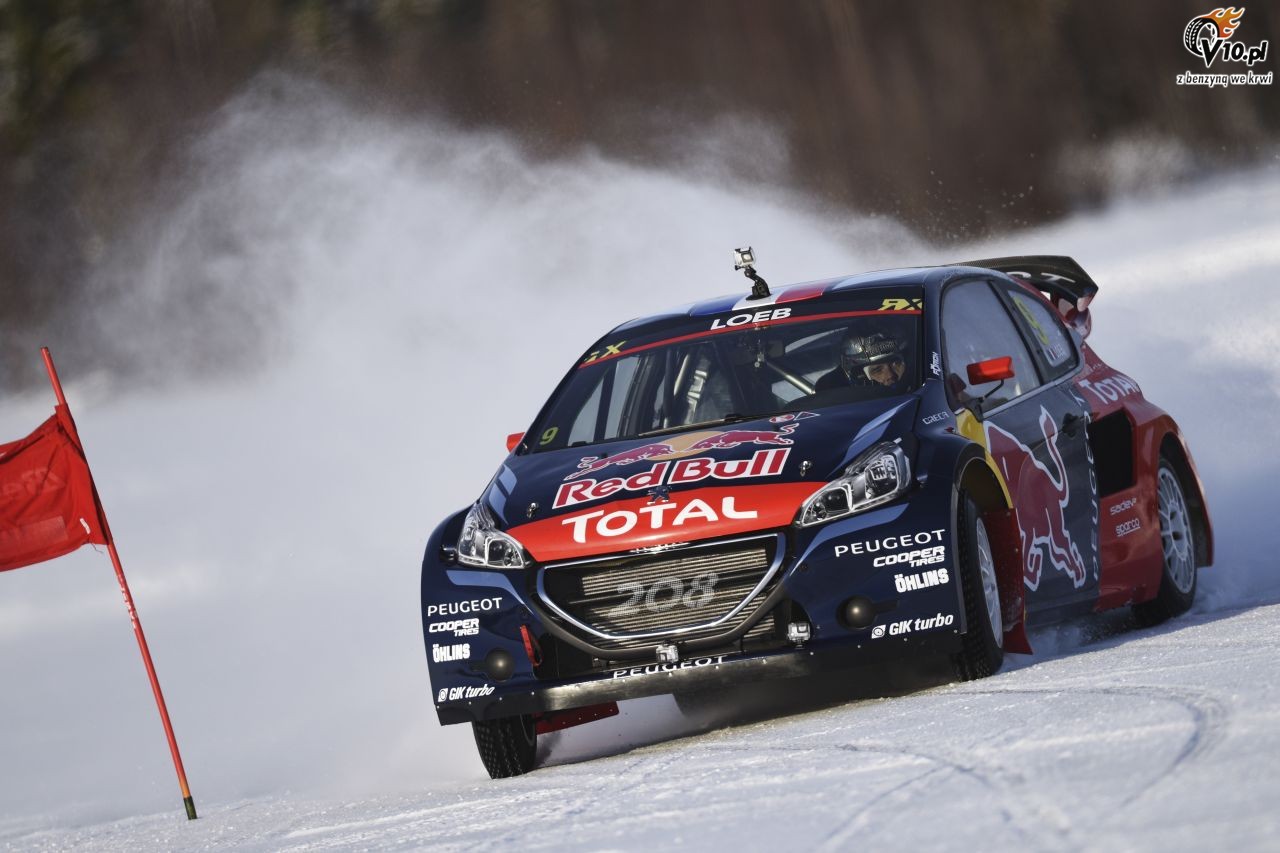 Loeb trenuje rallycross... na niegu