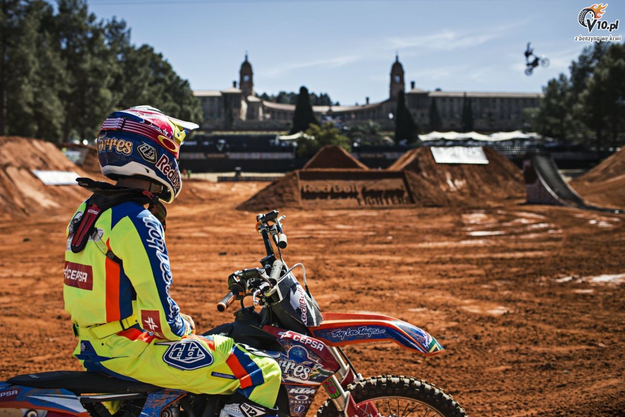 Red Bull X-Fighters - RPA 2014
