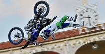 Triki w Red Bull X-Fighters: Rock solid backflip