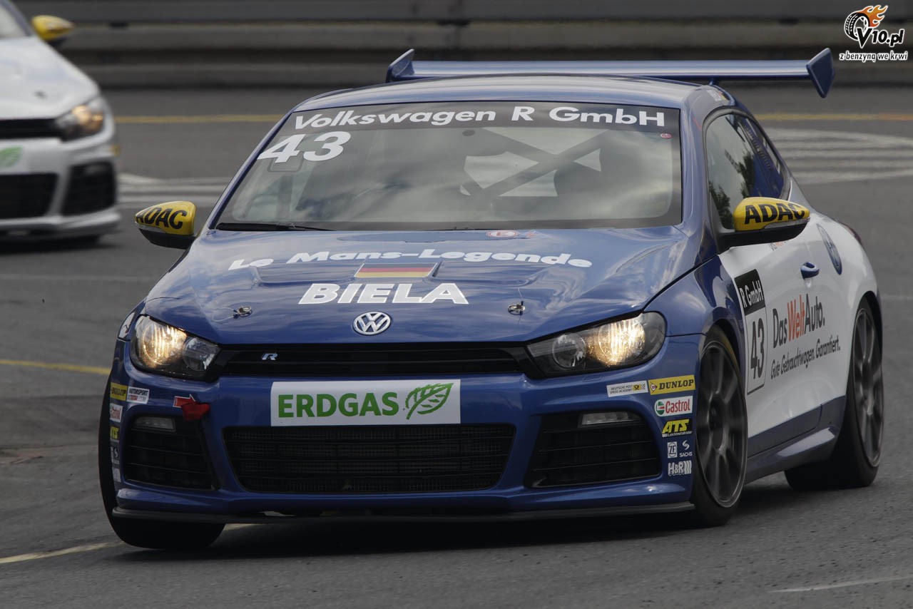 Fotografie z wycigu Scirocco R-Cup na Norisringu 2011
