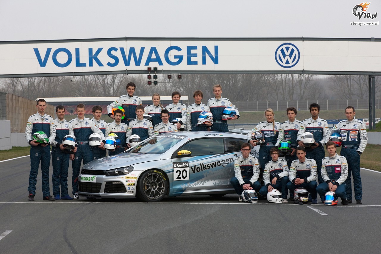Rusza sezon 2012 Pucharu Scirocco R-Cup. Pojad dwaj Polacy