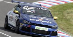 Scirocco R-Cup, Lausitz, Wycig: Gadysz na podium, Litwin 8. Zwycistwo Winkelhocka