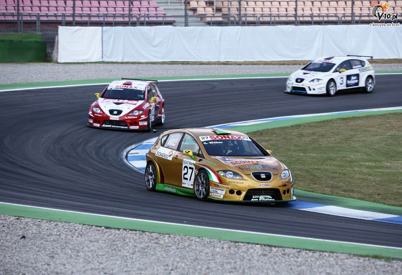 Biao-czerwony Nurburgring! Somian i Lampel-Czapka wygrali w swoich seriach