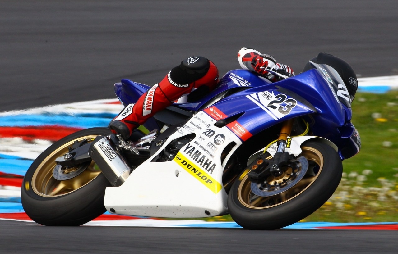 Adrian Pasek koczy debiutancki sezon w Yamah R6 Dunlop Cup na smym miejscu
