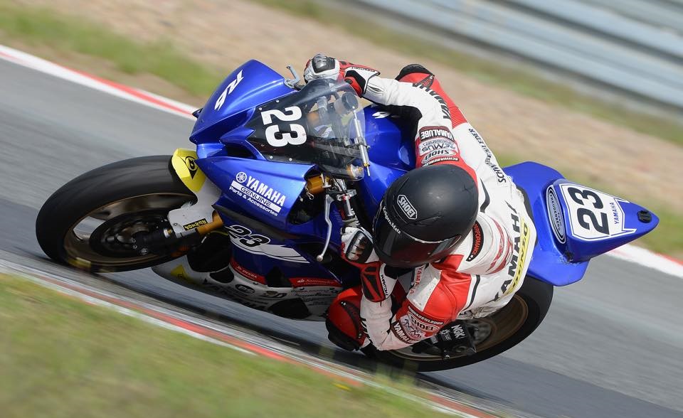 Adrian Pasek wywalczył pierwsze podium w Yamaha R6 dunlop Cup. Było blisko zwycięstwa