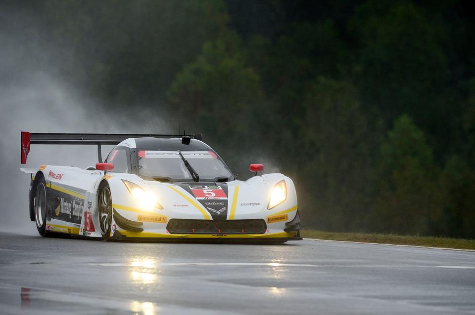 Historyczna wygrana samochodu GT w Petit Le Mans
