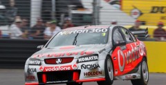 Wideo: Nieopacalny hazard w V8 Supercars Australia