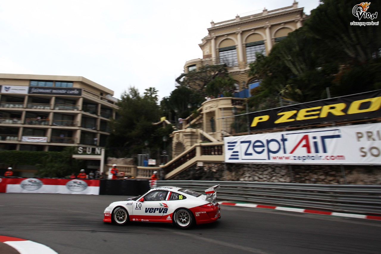 Wideo: Zobacz budow wycigowego Porsche 911 GT3 Cup w kilkadziesit sekund