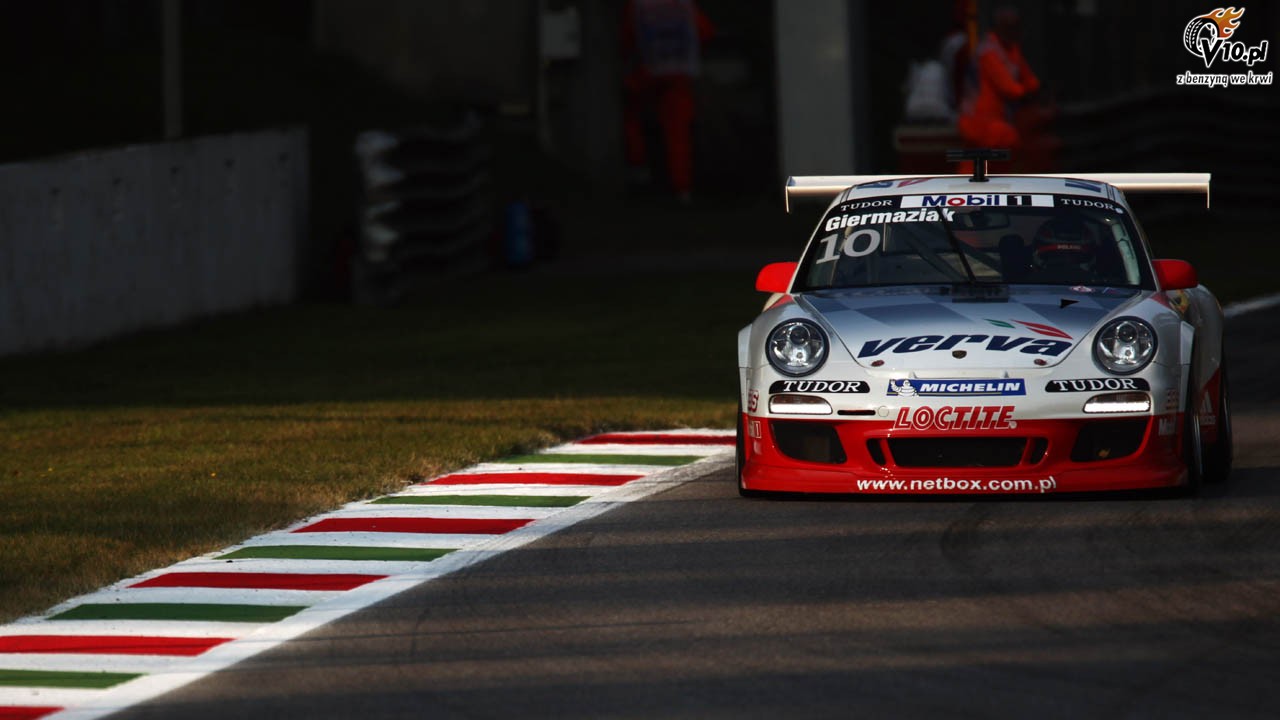 Porsche Supercup, Monza: Estre sucha Marsylianki. Giermaziak wiceliderem!