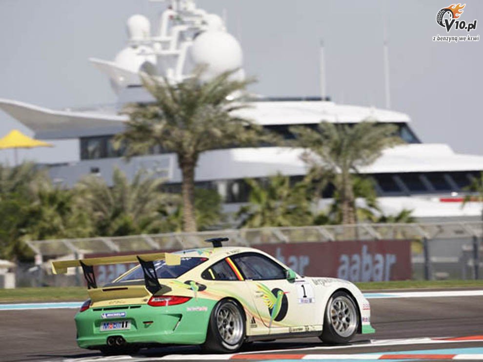 Porsche Supercup, Yas Marina: Kuba Giermaziak zosta drugim wicemistrzem