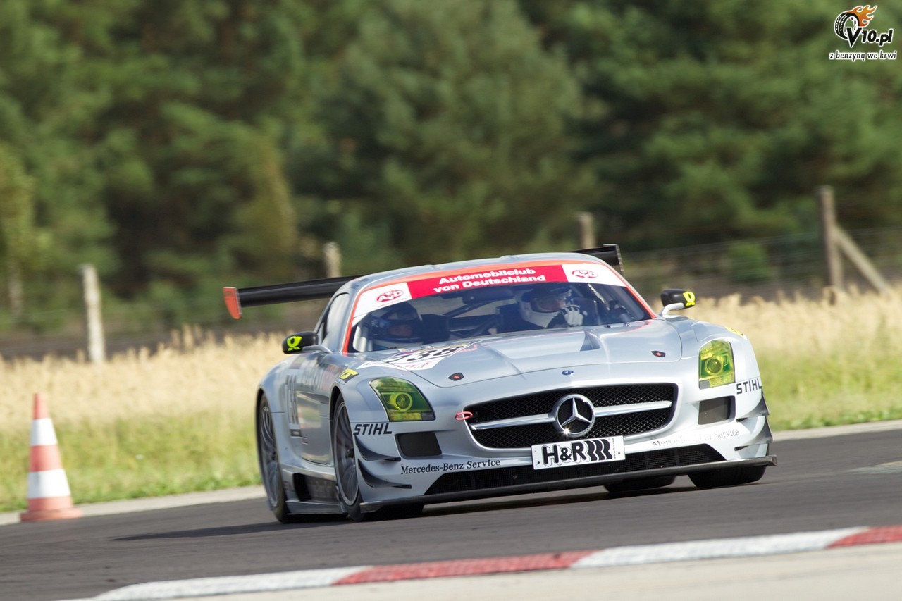 Verva Street Racing 2012: Giermaziak stanie do wycigu z Mik Hakkinenem