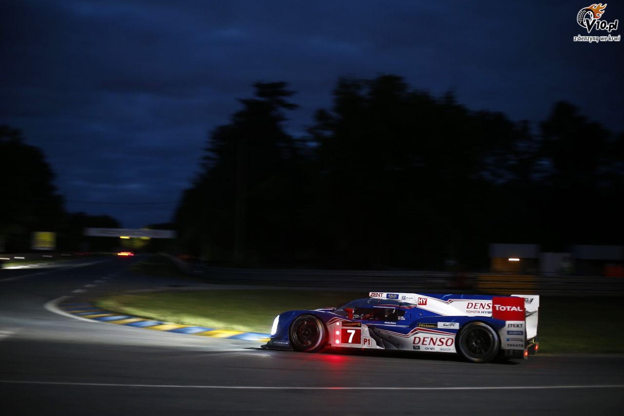 24h Le Mans - francuska pera w sportach motorowych okiem Porsche
