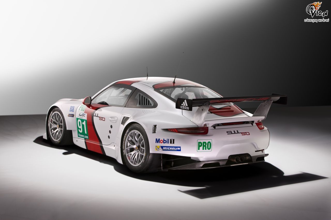 Porsche 911 RSR do wyścigów długodystansowych ujrzało światło dzienne