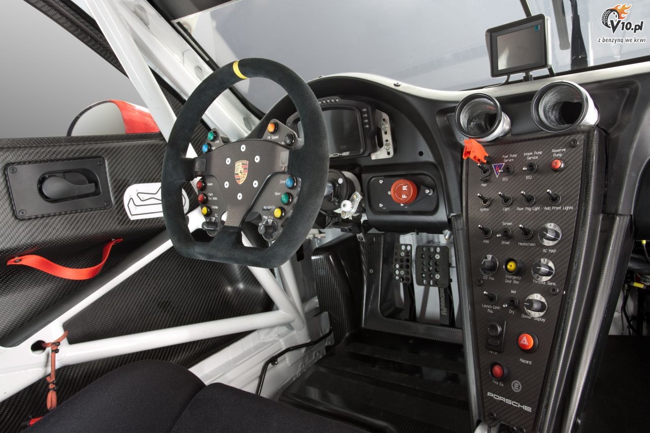 Porsche 911 RSR do wycigw dugodystansowych ujrzao wiato dzienne