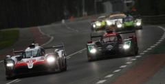 Alonso smakuje si w triumfie na Le Mans