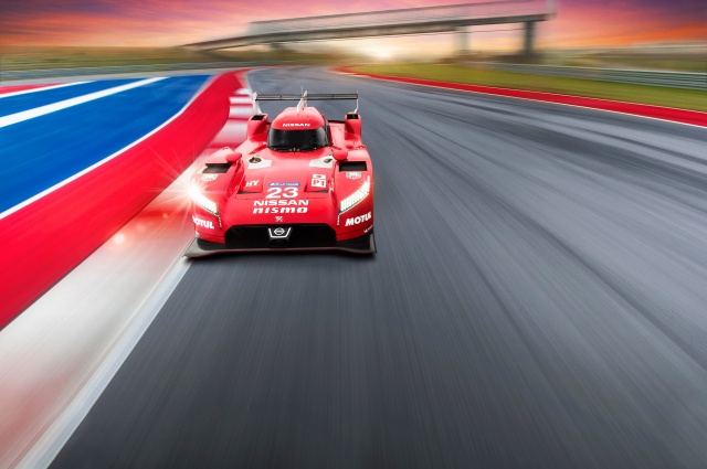 Nissan LMP1 z silnikiem z przodu zaprezentowany