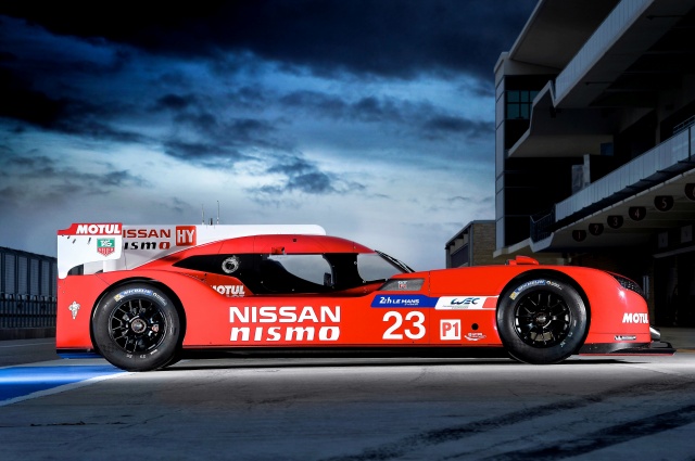 Nissan LMP1 komentowany przez rywali